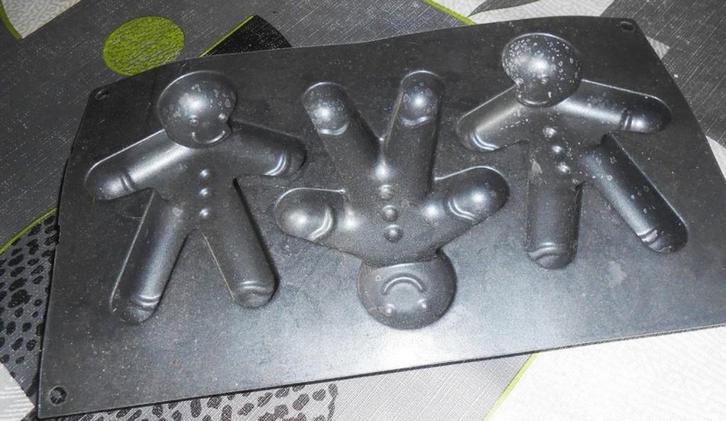 Siliconen mal: in de vorm van een kleine jongen, Hobby en Vrije tijd, Taarten en Cupcakes maken, Nieuw, Bakvorm, Cupcakes, Ophalen of Verzenden