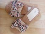 Sandale femme, Enfants & Bébés, Vêtements de bébé | Chaussures & Chaussettes, Enlèvement, Neuf