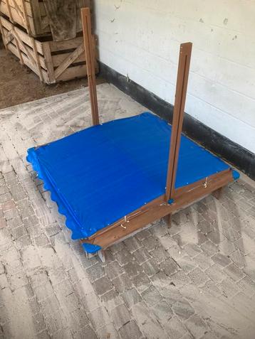 Zandbak beschikbaar voor biedingen