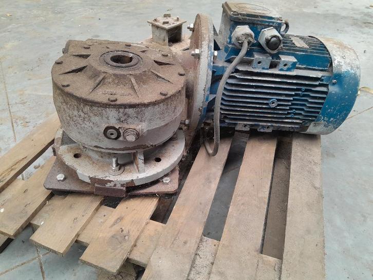zware elektromotor, Doe-het-zelf en Bouw, Motoren, Gebruikt, Elektromotor, 1400 tot 1800 rpm, Ophalen