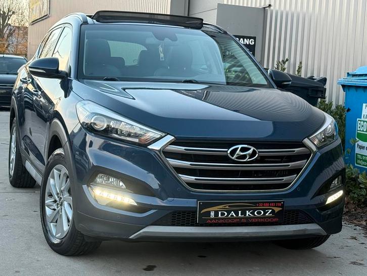 Hyundai tucson 1.7crdi•Panodak•Navigatie•Met vele opties!, Auto's, Hyundai, Bedrijf, Te koop, Tucson, 360° camera, ABS, Achteruitrijcamera