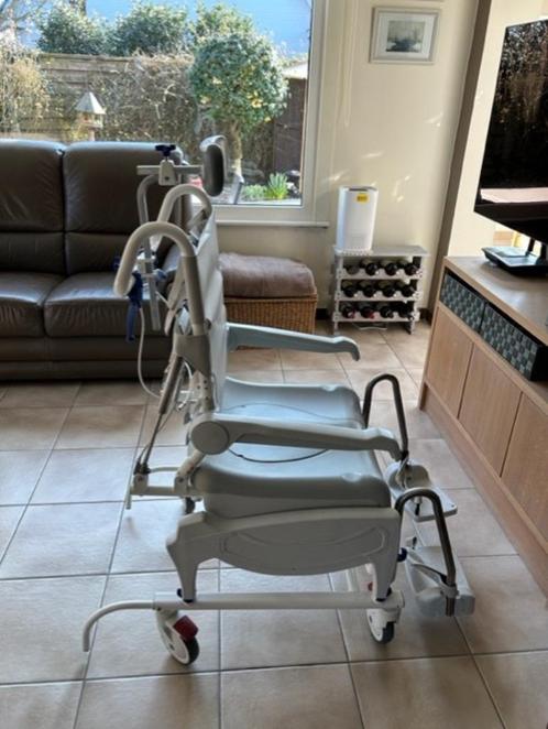 Doucherolstoel OCEAN DUAL VIP ERGO, Diversen, Verpleegmiddelen, Nieuw, Ophalen