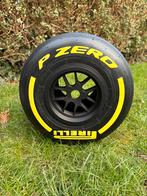 F1band met velg. 5 compounds., Verzamelen, Ophalen of Verzenden, Zo goed als nieuw, Formule 1