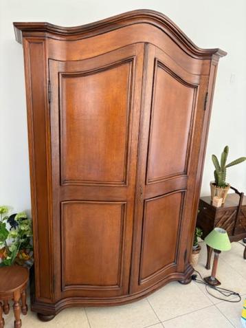 Kast Notelaar, Ophalen, Gebruikt, 100 tot 150 cm, Met lade(s)