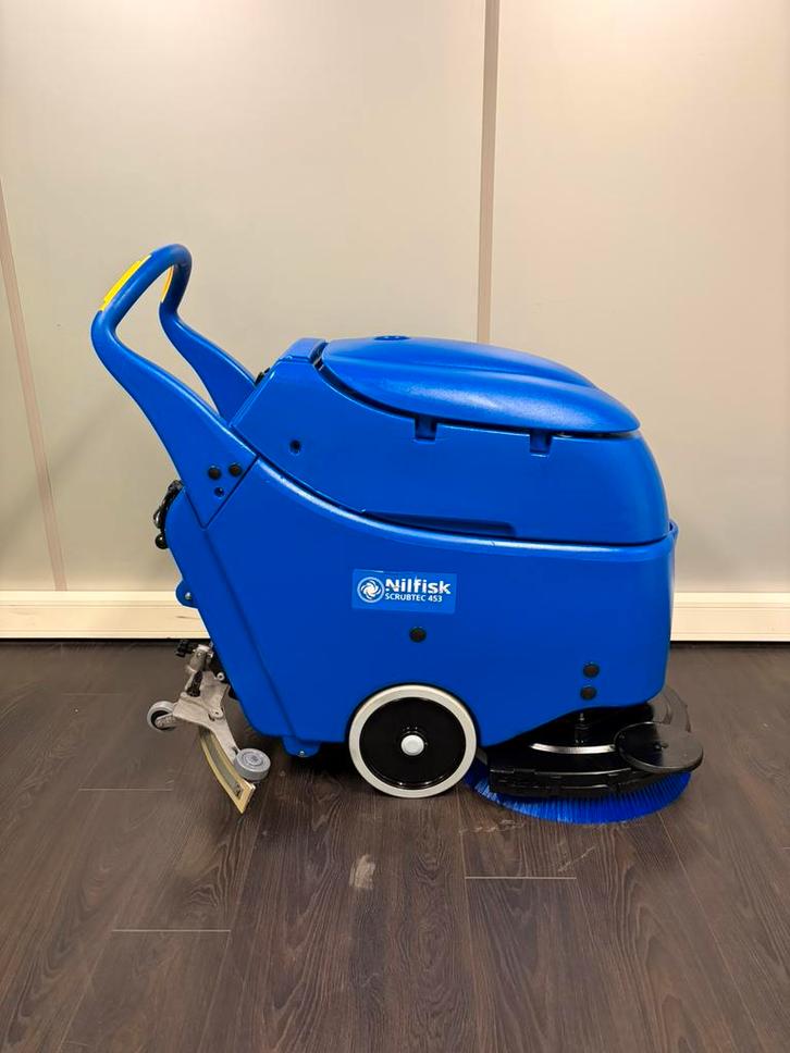 Nilfisk Scrubtec 453 | Schrobmachine | Nieuw accupakket, Zakelijke goederen, Machines en Bouw | Onderhoud en Reiniging, Ophalen of Verzenden