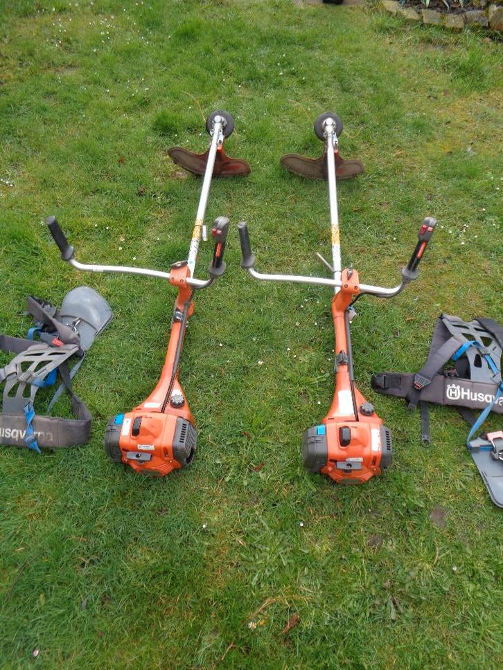 Débroussailleuse Husqvarna 545 RX avec harnais, Jardin & Terrasse, Débroussailleuses, Utilisé, Essence, Enlèvement