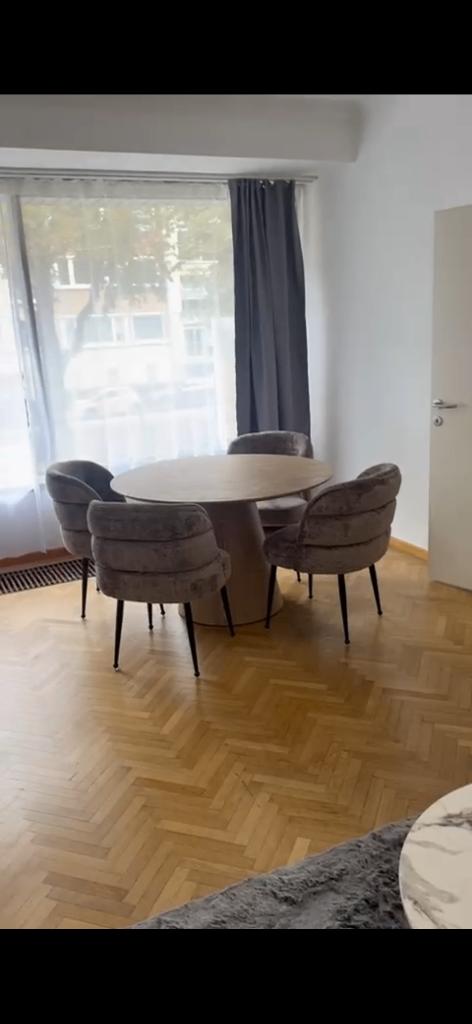 Table à manger + chaise, Enlèvement, Neuf, 4 à 6 chaises