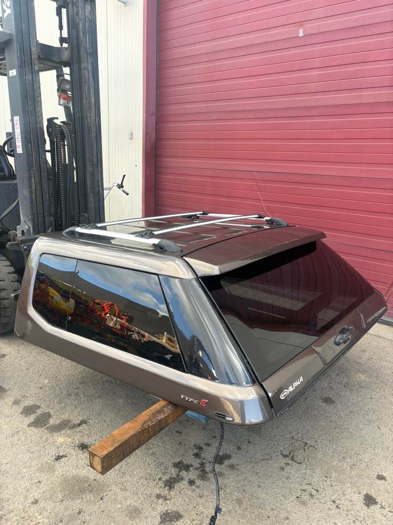 Capote rigide Alpha pour Volkswagen Amarok, Enlèvement, Avant, Volkswagen