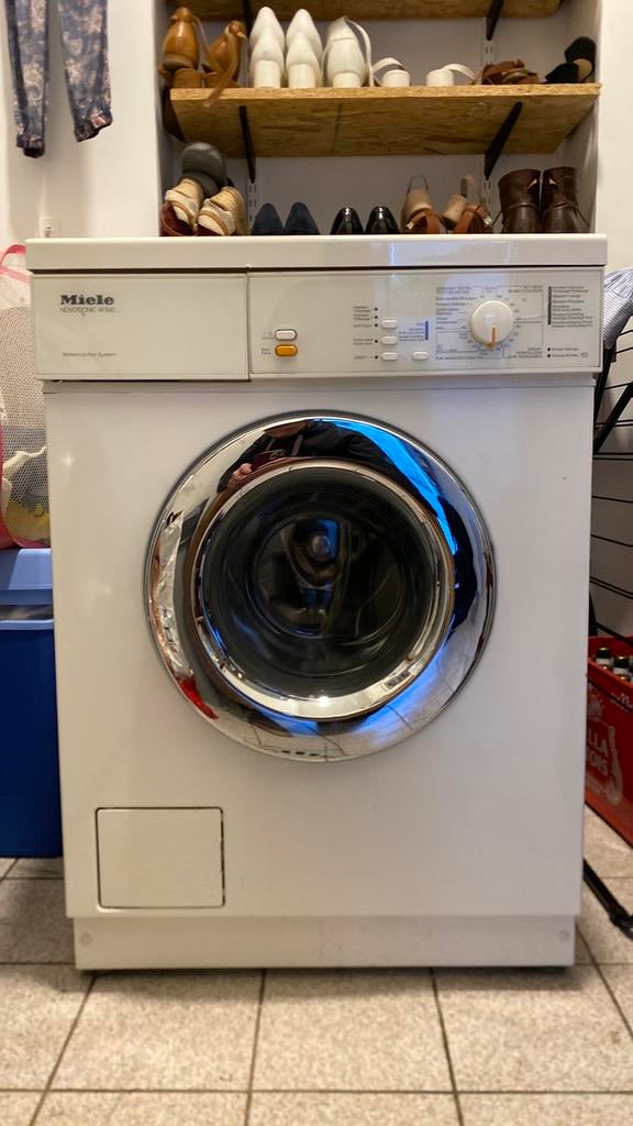 Miele Novotronic W842, Electroménager, Enlèvement, Utilisé