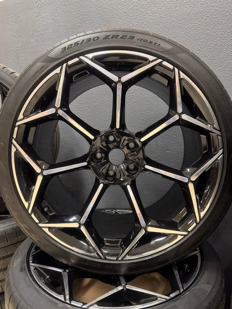 23 inc Lamborghini Urus SE Performance velgen Pirelli banden, Pneus et Jantes, 285 mm, Véhicule de tourisme, Pneus été