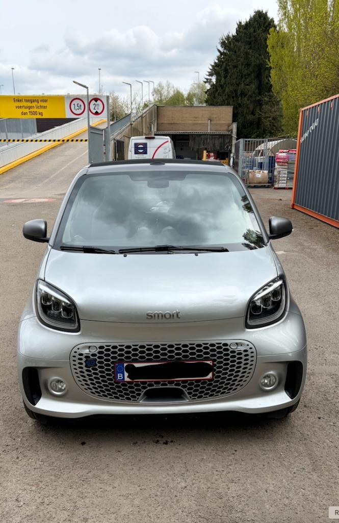 smart fortwo cabrio Elektromotor 60kW Comfort+, Autos, Smart, Particulier, ForTwo, ABS, Caméra de recul, Apple Carplay, Bluetooth