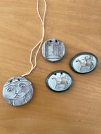 Tieberghien hangers pendants, Enlèvement