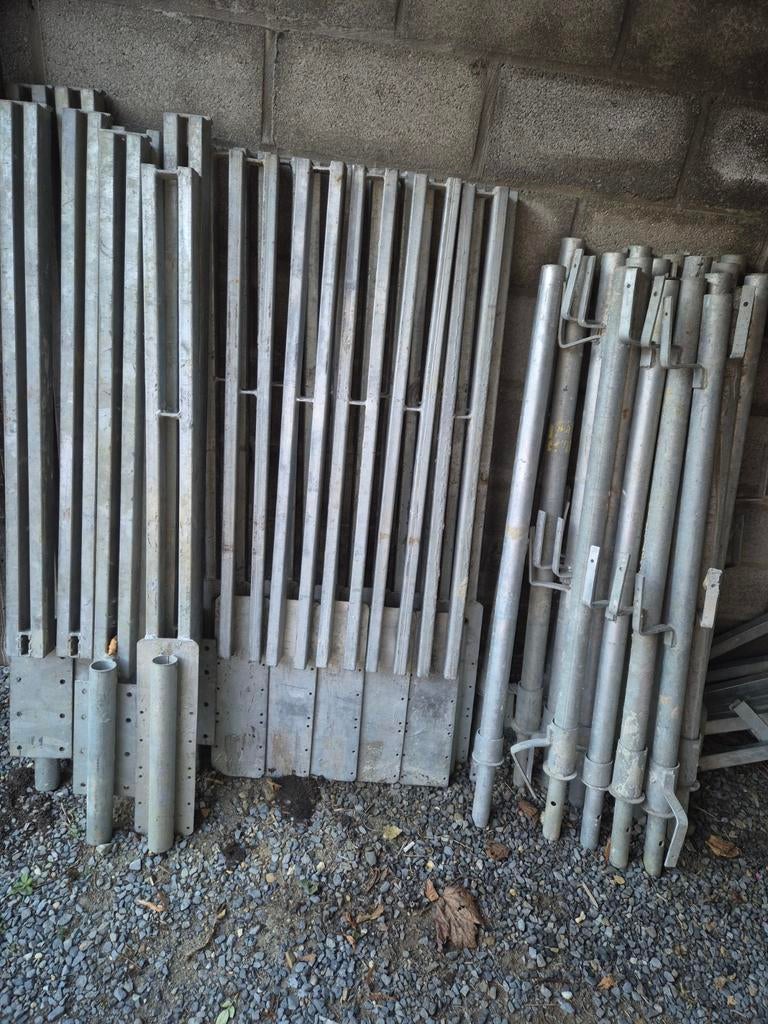 Randbekisting + Valbeveiliging + Bekistingsklemmen, Doe-het-zelf en Bouw, Metalen, Ophalen