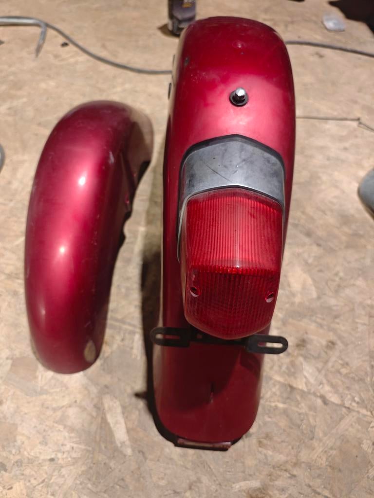 Selle et garde boue honda shadow 125, Selle