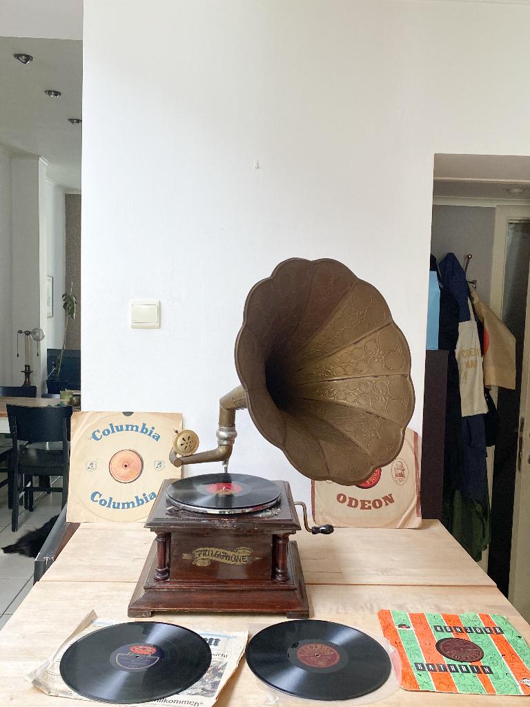 Antieke grammofoon met hoorn, Antiek en Kunst, Ophalen