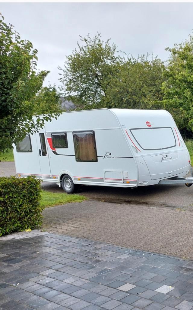 Bürstner Premio 2018, Caravanes & Camping, Caravanes, Particulier, Bürstner, Auvent, Mover, Auvent, Enlèvement