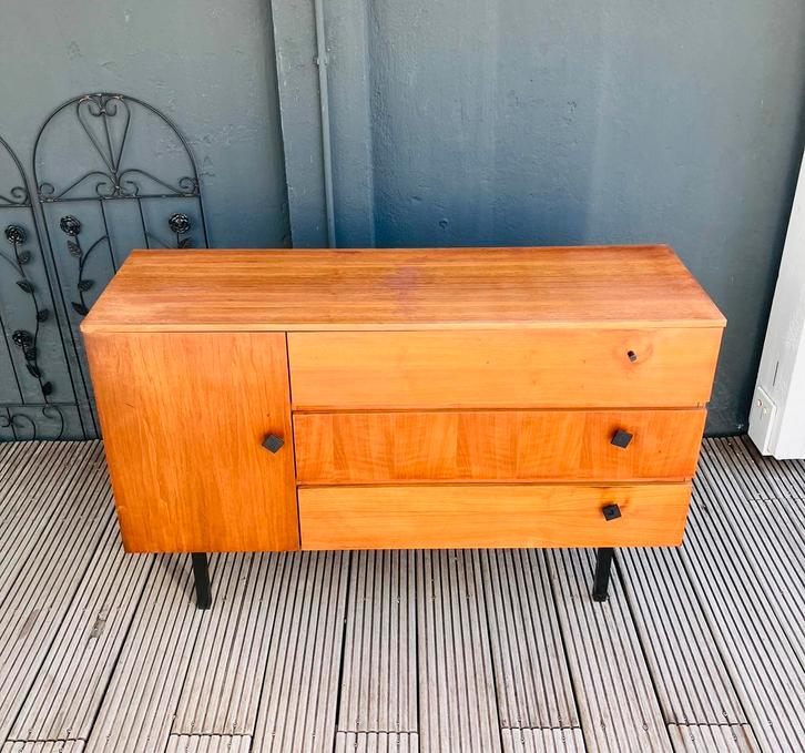 Mooie vintage schoenenkast / dressoir, Huis en Inrichting, Kasten | Dressoirs, Zo goed als nieuw, 100 tot 150 cm, 25 tot 50 cm