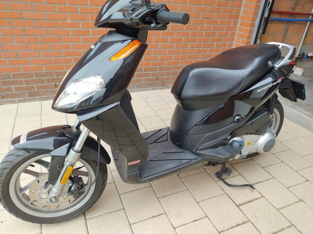 Aprilia 125 rijbewijs b