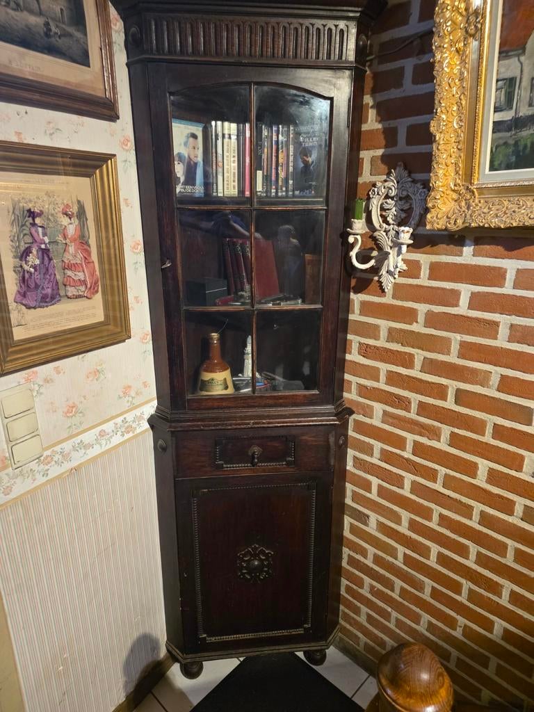 Engels hoekkast, Huis en Inrichting, Kasten | Vitrinekasten, Ophalen of Verzenden