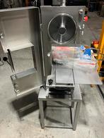 Scie os boucherie, Ophalen