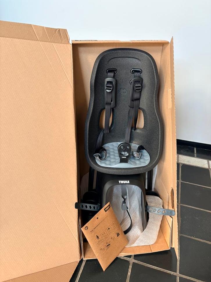 Thule Yepp Nexxt 2 Maxi - Rack Mount - Monument Gray, Vélos & Vélomoteurs, Accessoires vélo | Sièges de vélo, Neuf, Siège arrière