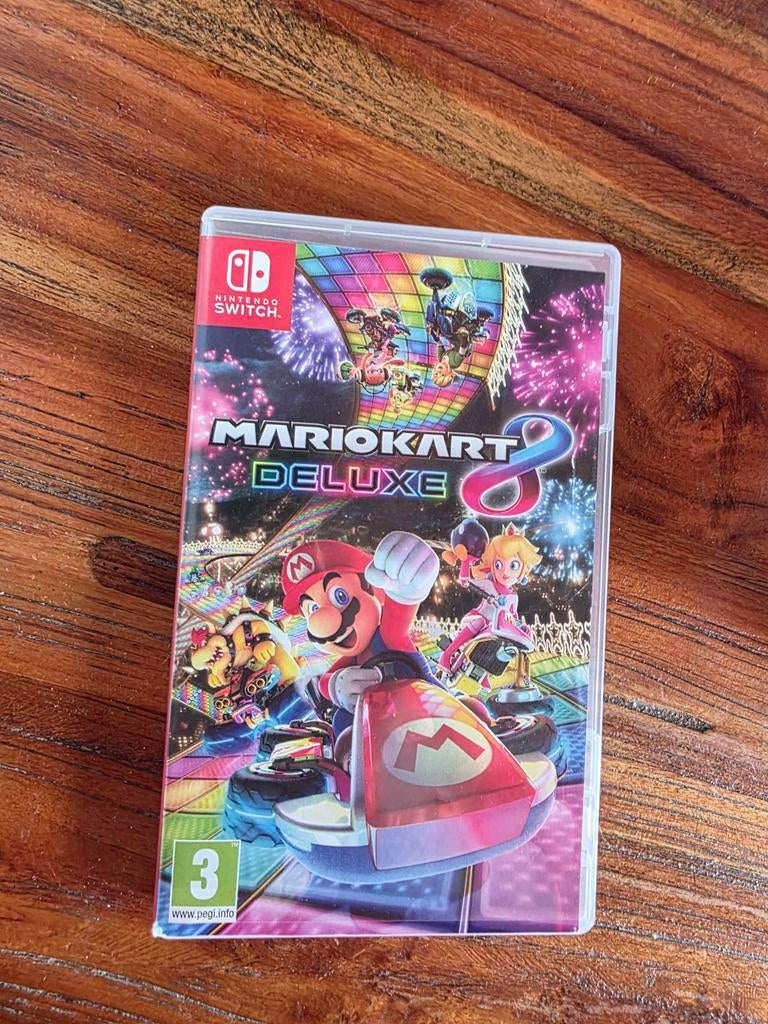 Mario Kart 8 Deluxe Switch, Consoles de jeu & Jeux vidéo, Enlèvement ou Envoi, Course et Pilotage, À partir de 3 ans