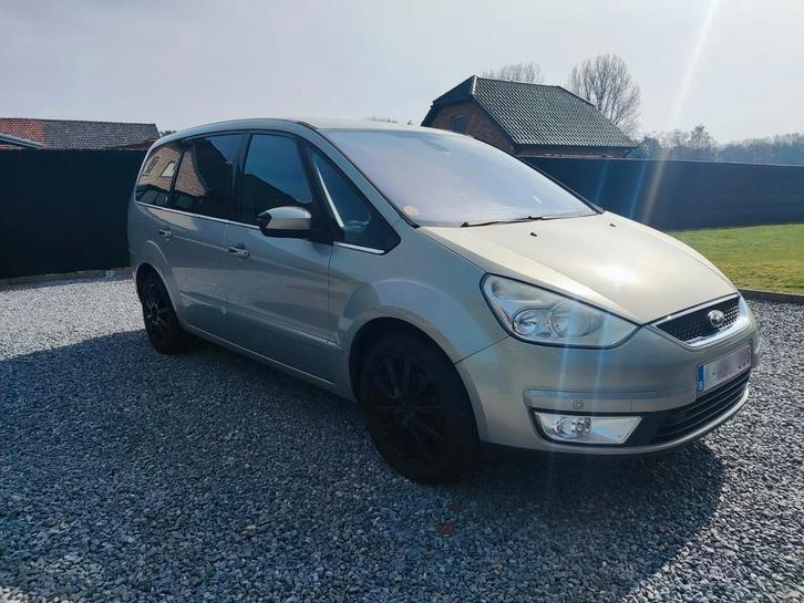 Ford Galaxy Ghia 1.8D 7 places, Autos, Ford, Particulier, Galaxy, ABS, Airbags, Air conditionné, Alarme, Ordinateur de bord, Verrouillage central