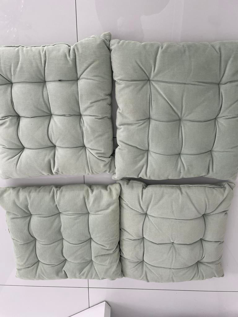 Coussins, Enlèvement, Comme neuf
