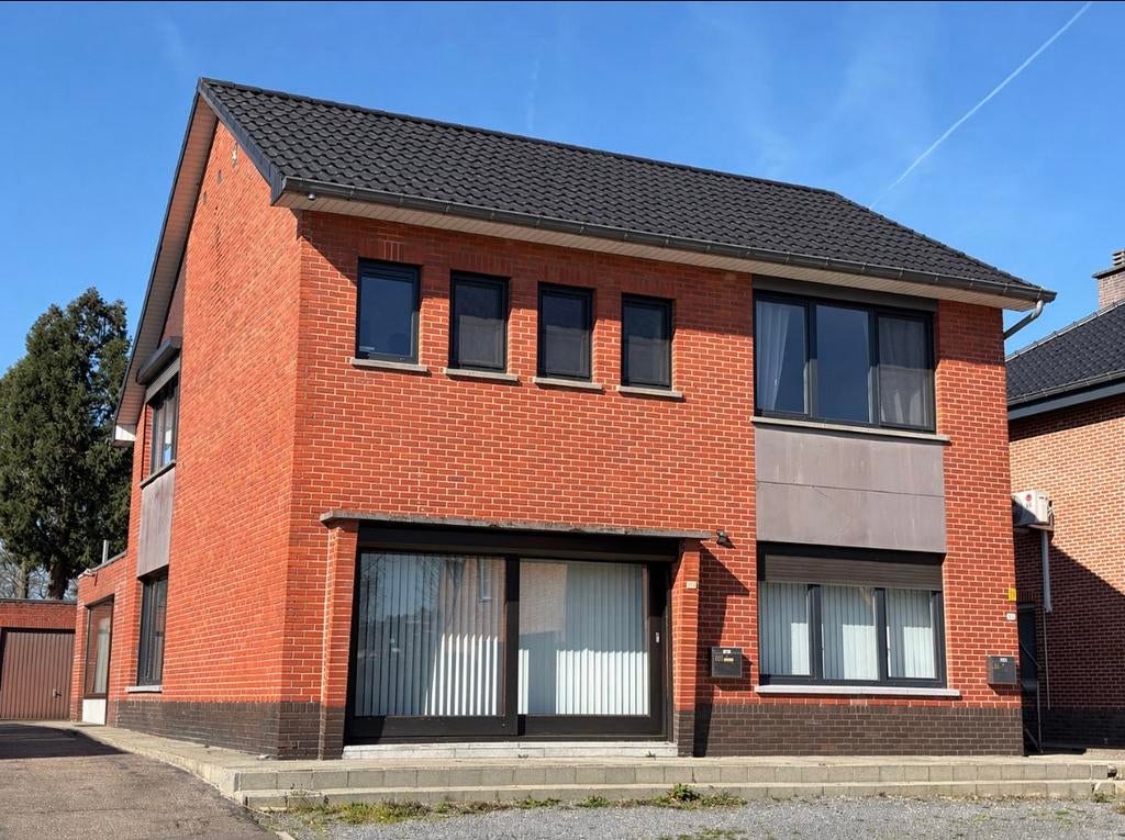 Gerenoveerde woning te koop te Oudsbergen, 228 kWh/m²/an, Province de Limbourg, 500 à 1000 m², 210 m²