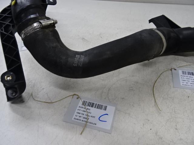 INTERCOOLER SLANG Audi Q3 (8UB / 8UG) (01-2011/12-2019), Gebruikt, Audi