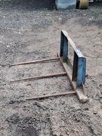 Fourche à ballots pour chargeur