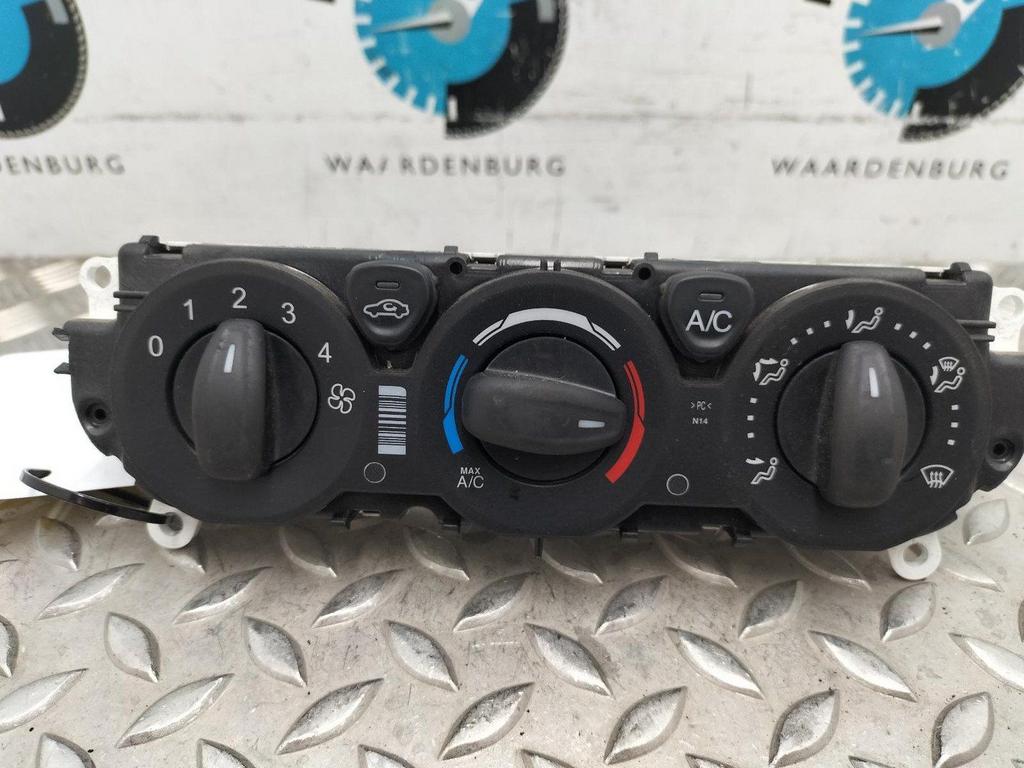 FORD TRANSIT L4H3 TREND  KACHEL BEDIENINGSPANEEL 2015, Ophalen of Verzenden, Gebruikt, Stiba lid