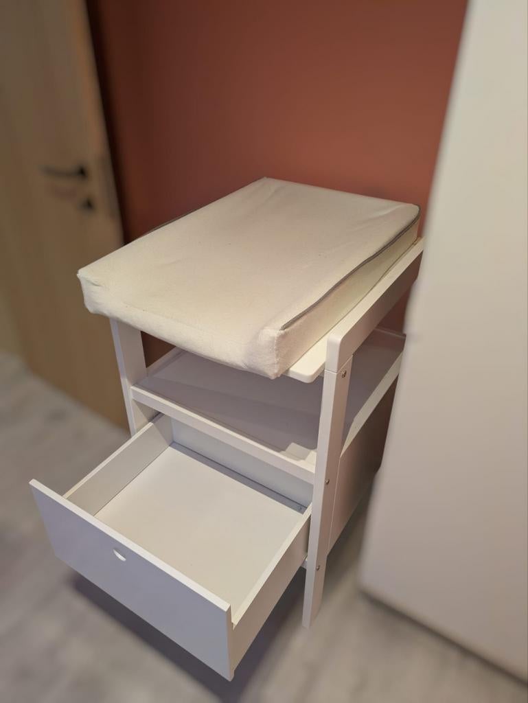 Table à langer, Enlèvement