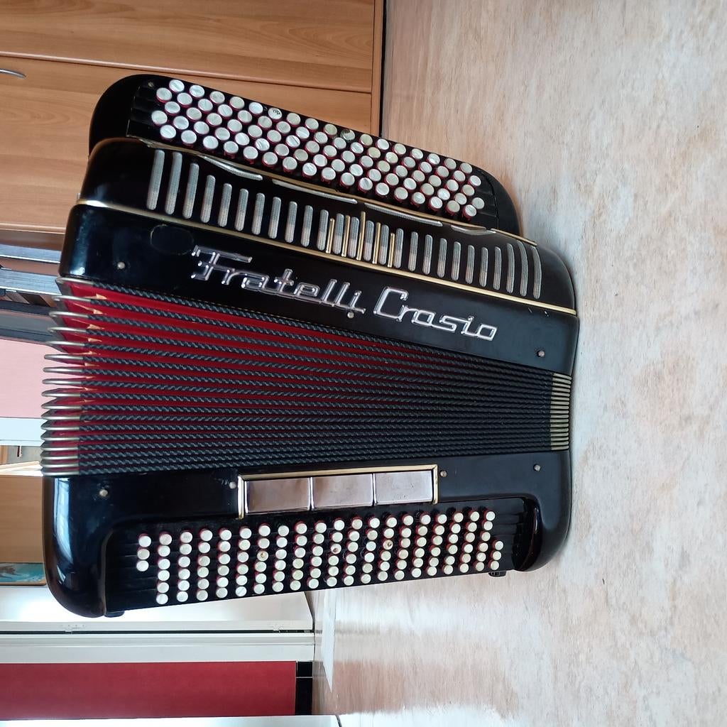 Accordeon, Ophalen, Zo goed als nieuw, Met koffer