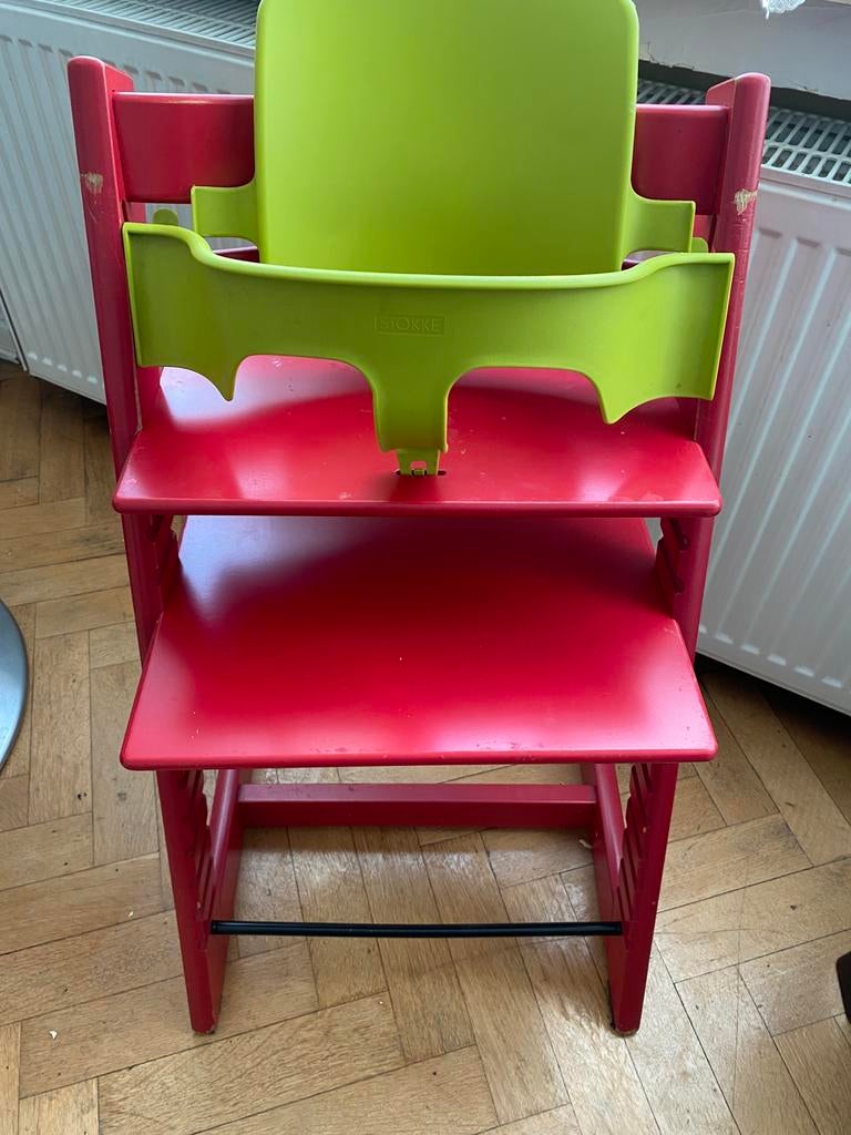 Chaise Enfant Tripp Trapp (Stokke) Peinte En Rouge - Bois, Meuble D'occasion