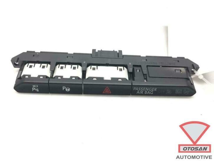 vw passat b8 2017 camera pdc schakelaar dashboard 3g0927132j, Auto-onderdelen, Elektronica en Kabels, Volkswagen, Gebruikt