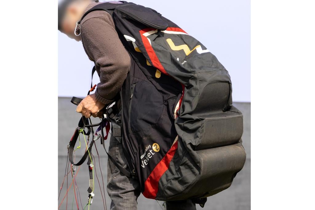 te koop  zetel Woody Valley, Ophalen, Zo goed als nieuw, Complete paraglider