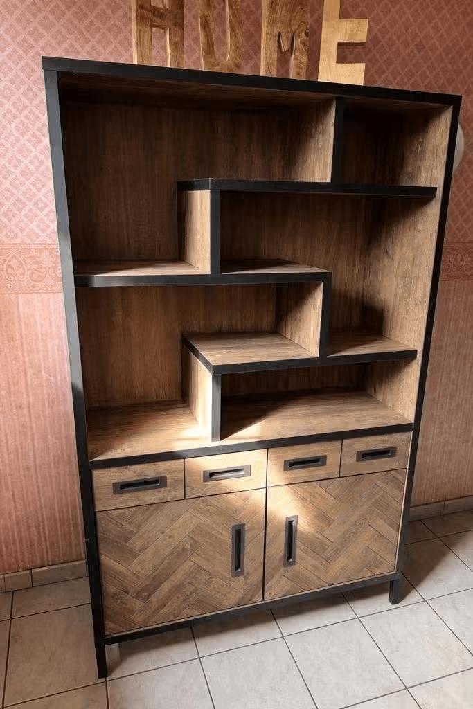 Boekenkast met unieke indeling, Ophalen, Nieuw, 150 tot 200 cm, 25 tot 50 cm