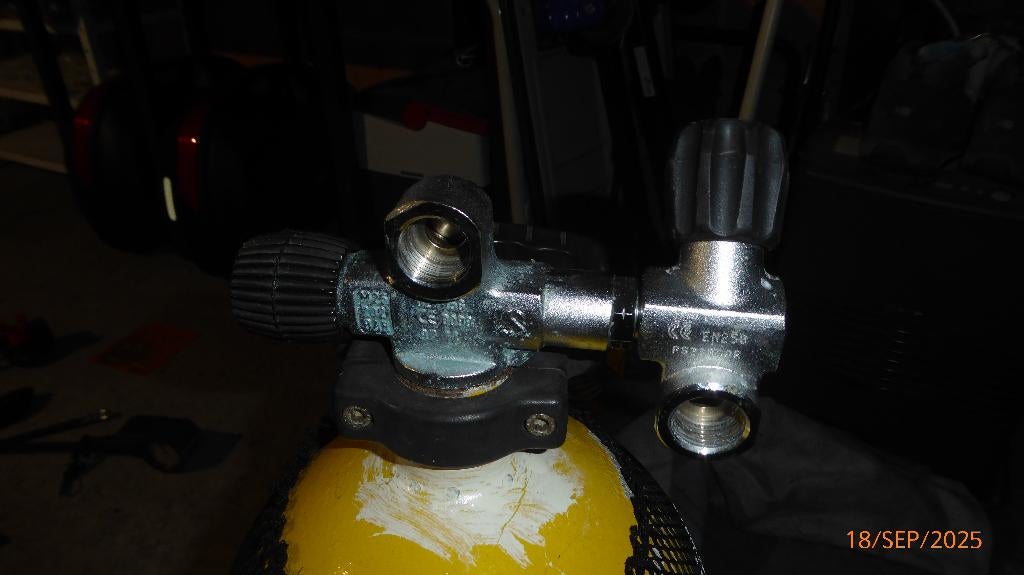 DUIKUITRUSTING, Watersport en Boten, Duiken, Zo goed als nieuw, Duikcomputer, Ophalen