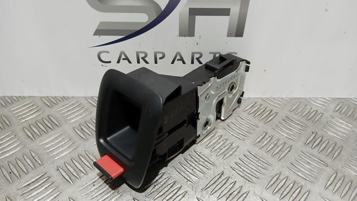 Serrure banquette arrière d'un Mercedes B-Klasse, 3 mois de garantie, Utilisé, -, -