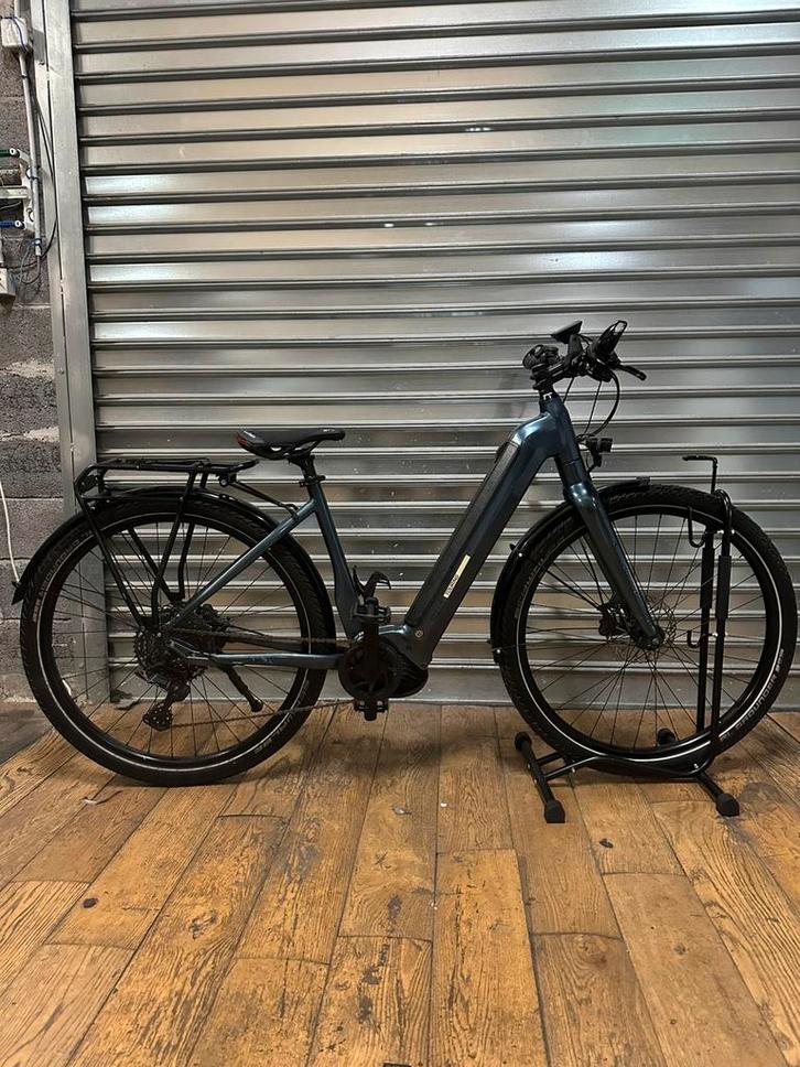 Vélo Stilus e Touring Bosch CX, Vélos & Vélomoteurs, Vélos électriques, Comme neuf, Giant, 51 à 55 cm, 50 km par batterie ou plus