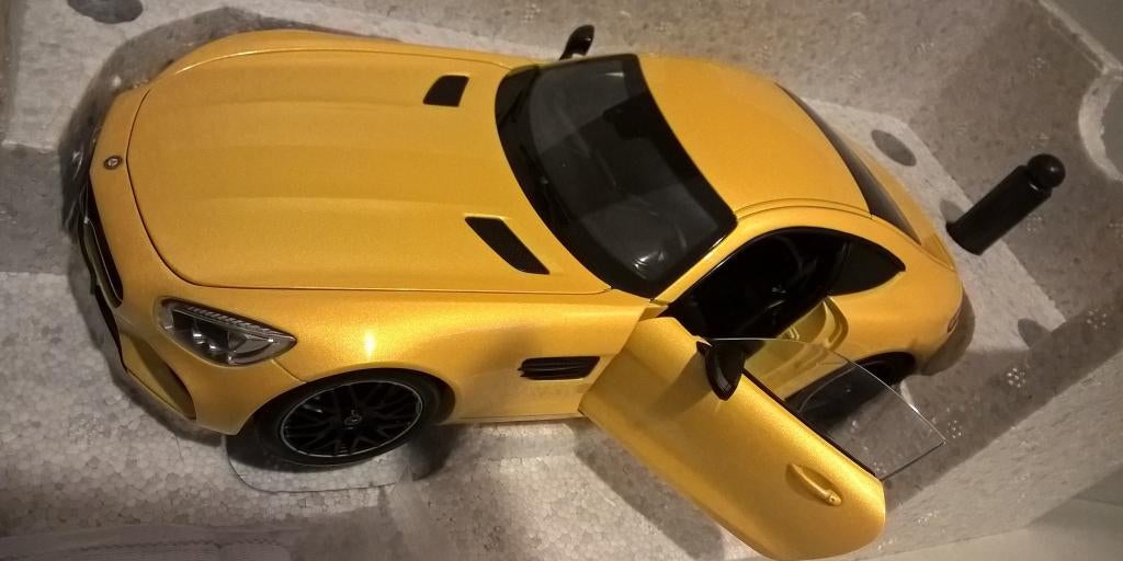 1/18 Mercedes-Benz AMG V8 GT-S (C190) SOLARBEAN 2014 Norev, Hobby & Loisirs créatifs, Voitures miniatures | 1:18, Enlèvement ou Envoi