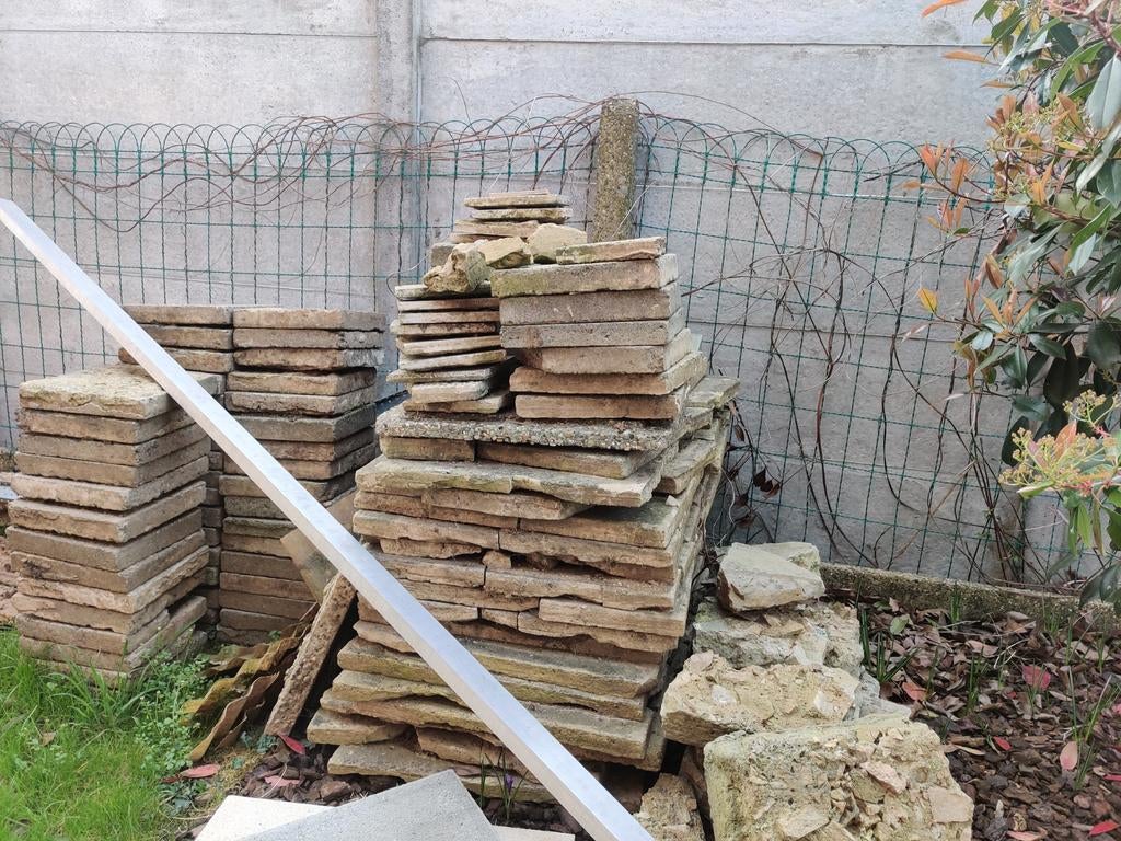 Grote partij betonstenen en straatstenen, Ophalen