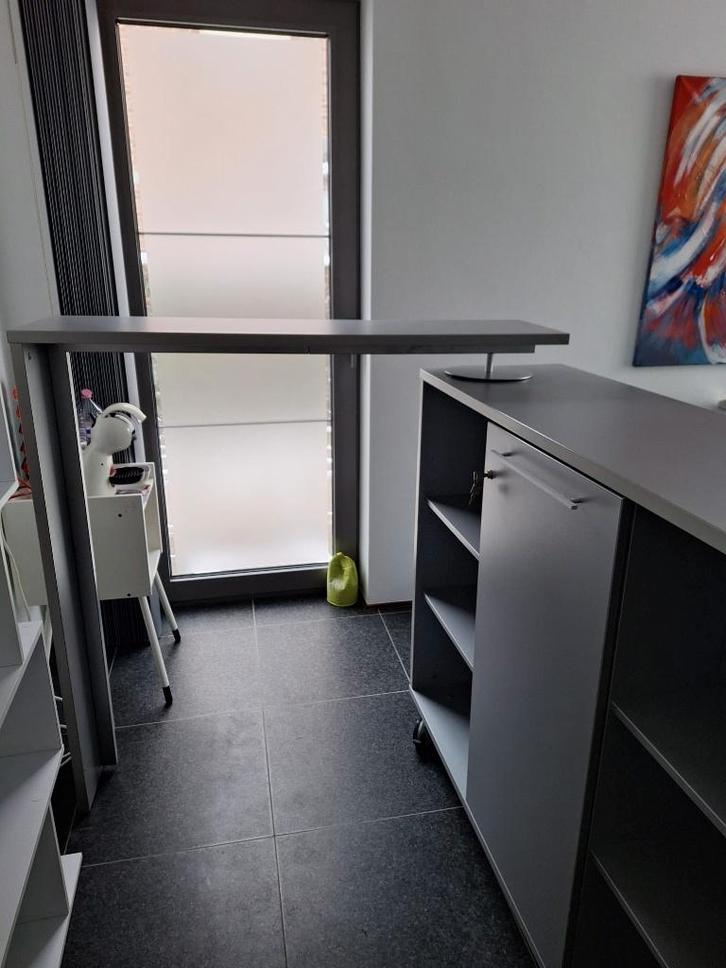 Comptoir/comptoir, Articles professionnels, Aménagement de Bureau & Magasin | Commerce & Inventaire, Enlèvement