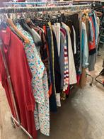 Ongeveer 500 stuks kledij, Enlèvement, Comme neuf