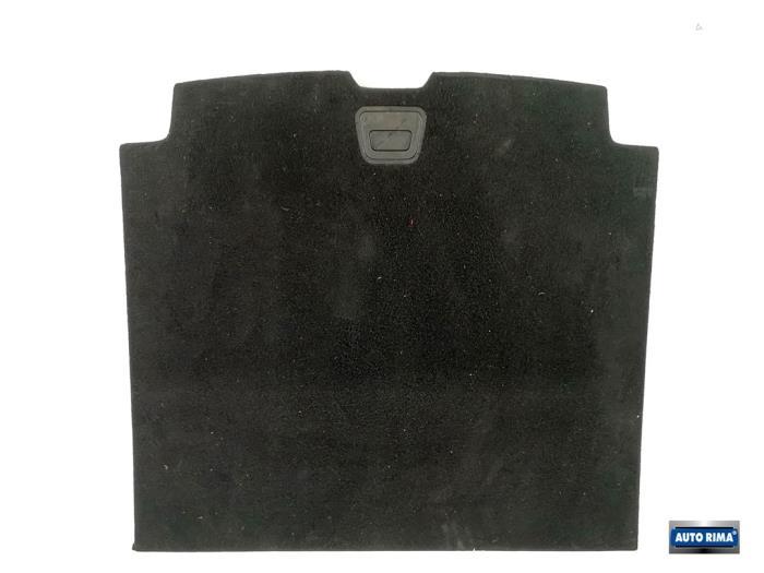 Coffre tapis d'un Volvo XC60, Autos : Pièces & Accessoires, Habitacle & Garnissage, Volvo, Utilisé, 3 mois de garantie, Enlèvement ou Envoi