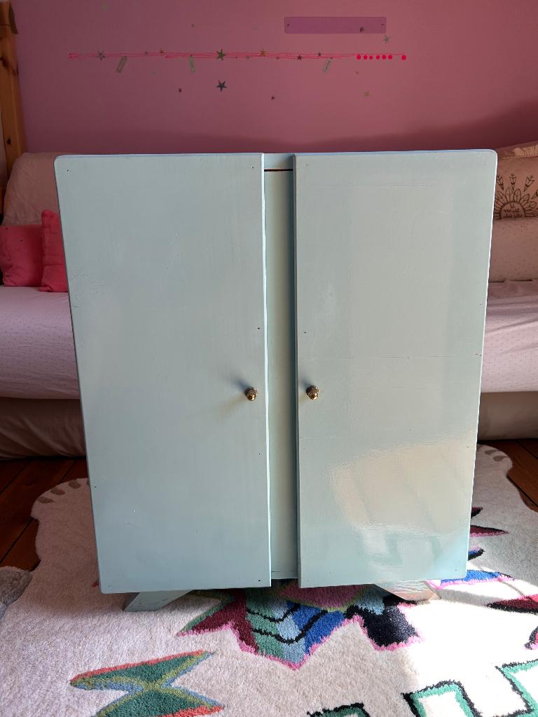 Vintage hemelsblauwe poppenkast, Verzamelen, Ophalen of Verzenden, Gebruikt, Popje