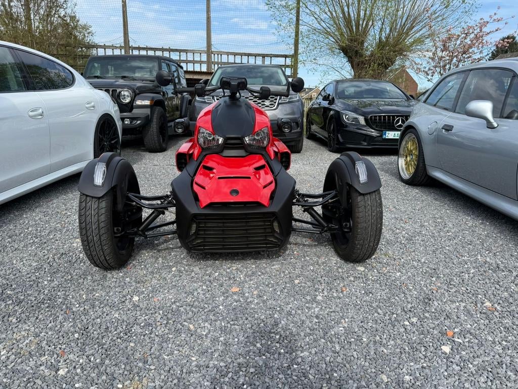 Can-Am Rycker 900cc 2 zit Akrapovic uitlaat, Motoren, Quads en Trikes, 899 cc, 3 cilinders, Meer dan 35 kW