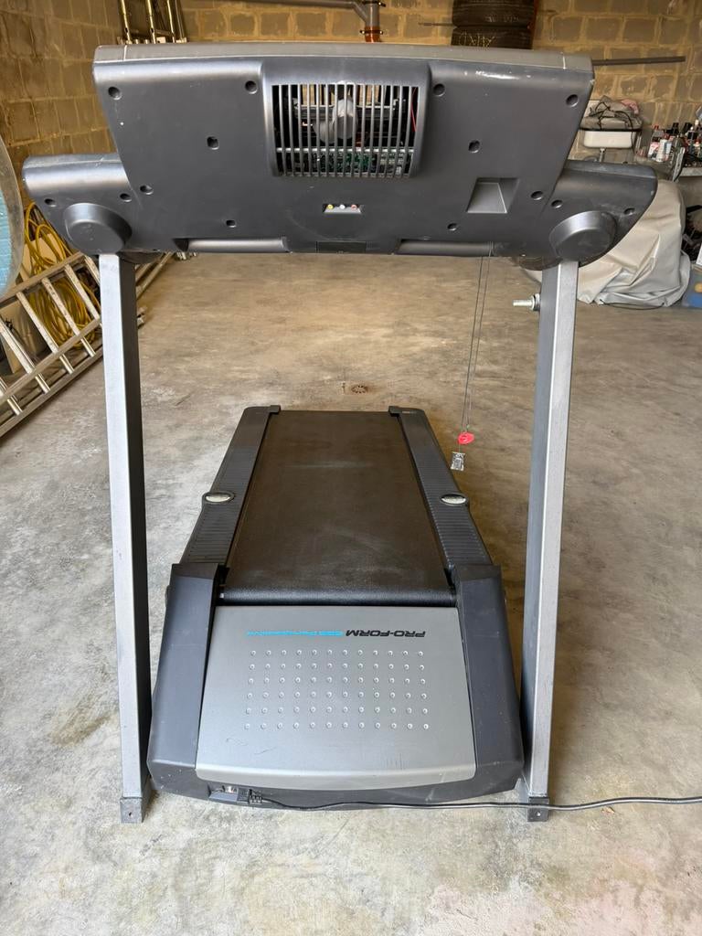 Tapis de course Pro-Form 585 perspective, Sports & Fitness, Appareils de fitness, Comme neuf, Tapis roulant, Enlèvement