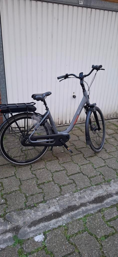 Vélo électrique Stella avec quelques kilomètres au compteur, Vélos & Vélomoteurs, Autres marques, 47 à 51 cm, 50 km par batterie ou plus